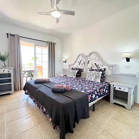 Апартаменты Granada Park Paradise Retreat Плая-де-лас-Америкас